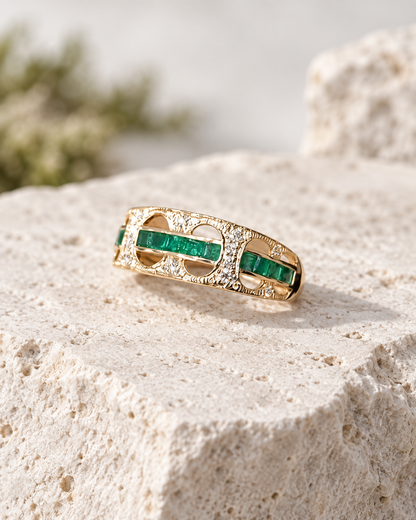 Green Line Openwork Ring