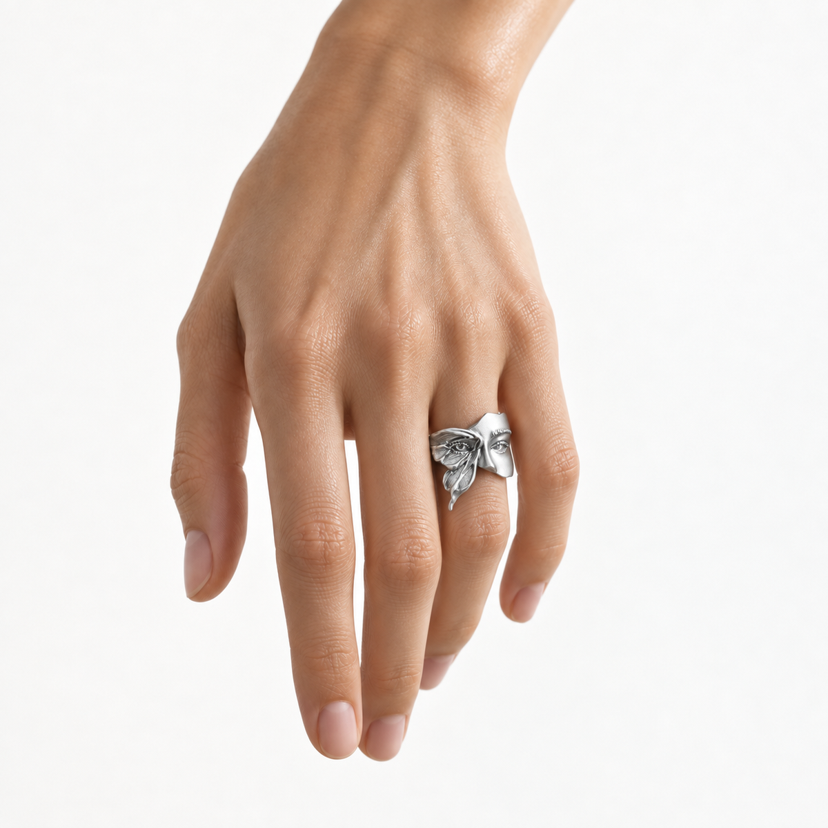 ANHOLANDO Face and Leaf Ring worn on a hand